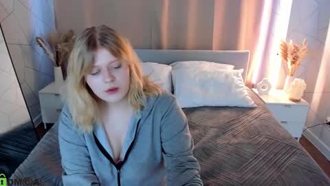 Snapshot of luna_c0ra chatting on February 26, 2026, 1:37 am luna online show from February 26, 2026, 1:37 am