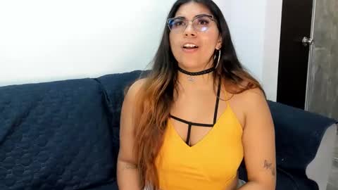 luna  online show from March 9, 2025, 10:08 pm