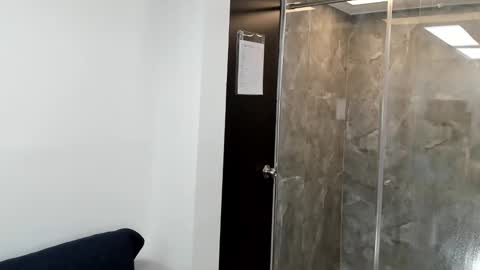 luna  online show from March 10, 2025, 12:59 pm