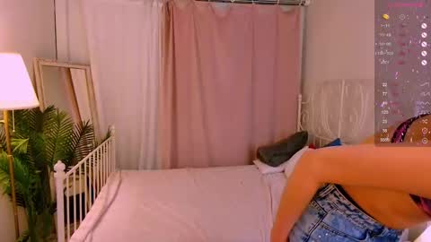 Luna online show from March 5, 2026, 1:07 pm