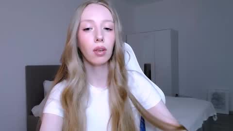 Luna online show from February 9, 2026, 9:08 pm