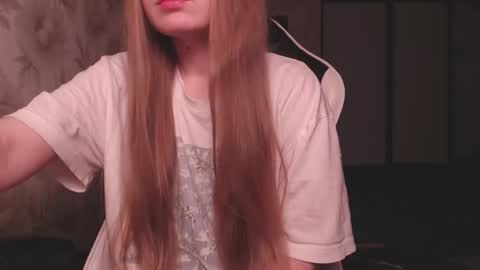 Luna online show from February 16, 2025, 1:38 pm