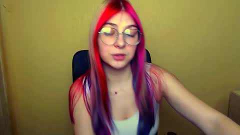 Snapshot of luna_lush_ chatting on February 21, 2025, 9:13 am Luna online show from February 21, 2025, 9:13 am