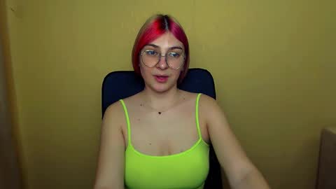 Snapshot of luna_lush_ chatting on March 11, 2025, 11:23 am Luna online show from March 11, 2025, 11:23 am