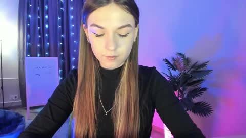 Luna online show from February 2, 2026, 4:11 am