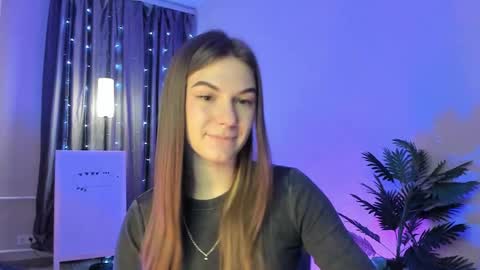 Luna online show from February 4, 2026, 4:18 am