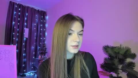 Luna online show from February 14, 2026, 4:31 am