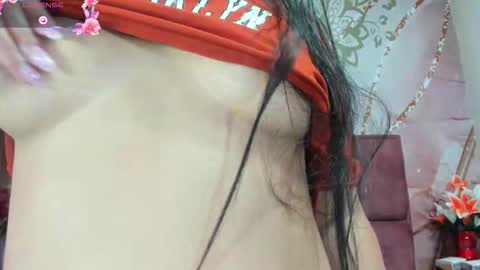 LUNA online show from October 22, 2025, 8:41 pm