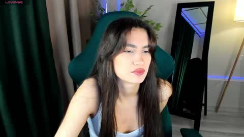 Snapshot of luna_mee chatting on May 29, 2026, 12:30 am Adele online show from May 29, 2026, 12:30 am