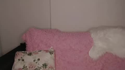 Luna online show from November 13, 2025, 4:39 pm