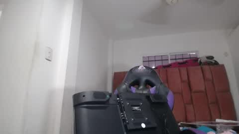 Luna online show from December 4, 2024, 9:24 pm