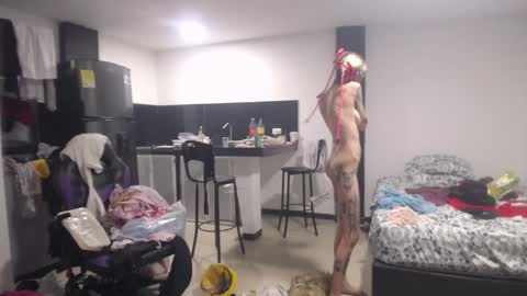 Luna online show from March 10, 2025, 1:34 am