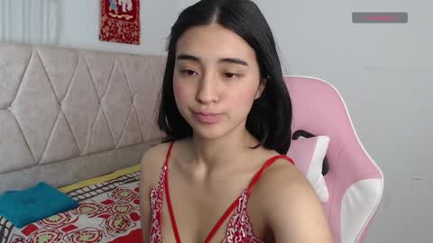 Snapshot of luna_roussee chatting on December 6, 2024, 7:12 pm luna_roussee online show from December 6, 2024, 7:12 pm