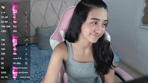 Snapshot of luna_roussee chatting on March 9, 2025, 11:14 pm luna_roussee online show from March 9, 2025, 11:14 pm