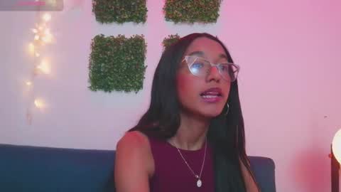 Snapshot of luna_valen chatting on February 11, 2026, 9:53 pm luna_valen online show from February 11, 2026, 9:53 pm