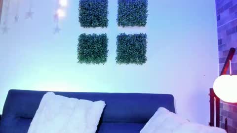 Snapshot of luna_valen chatting on February 18, 2026, 3:57 am luna_valen online show from February 18, 2026, 3:57 am