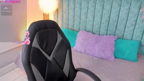  Luna online show from September 9, 2025, 3:06 am