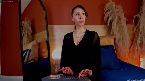 luna online show from February 13, 2026, 1:51 pm