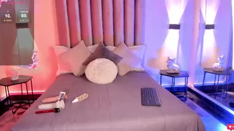 Snapshot of lunaa_moonn chatting on June 30, 2026, 7:59 pm lunaa_moonn online show from June 30, 2026, 7:59 pm