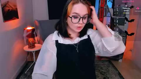 Li online show from October 24, 2025, 4:25 pm