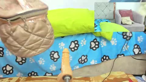 Snapshot of lunaasweett chatting on May 8, 2026, 10:26 pm online show from May 8, 2026, 10:26 pm