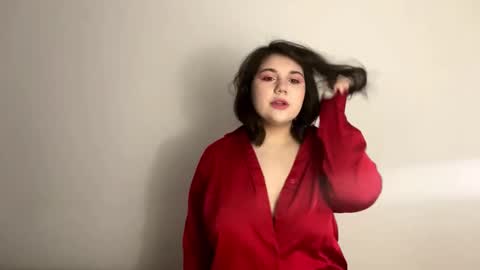 Snapshot of lunablakes chatting on February 11, 2026, 8:08 am Luna online show from February 11, 2026, 8:08 am