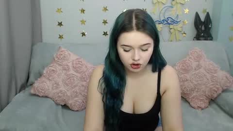 Luna online show from March 12, 2026, 1:50 pm