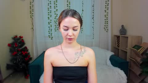 Snapshot of lunadairy1_ chatting on January 14, 2026, 11:27 am lunadairy1_ online show from January 14, 2026, 11:27 am