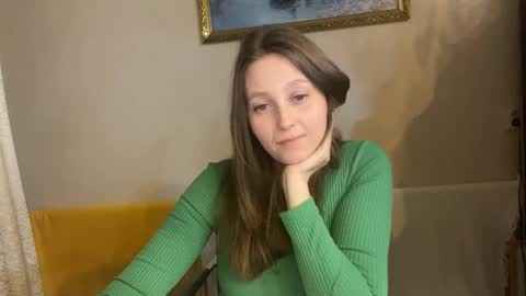 lunafeather online show from March 26, 2026, 6:24 pm