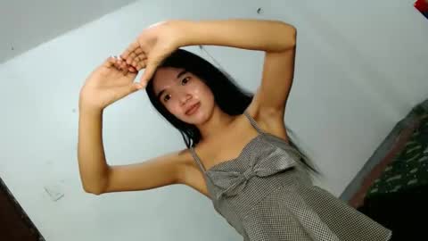 Snapshot of lunafoxx_ chatting on February 14, 2026, 3:42 pm lunafoxx_ online show from February 14, 2026, 3:42 pm