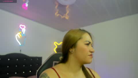 Snapshot of lunakitty_tay chatting on May 29, 2026, 11:41 am LUNA KITTY online show from May 29, 2026, 11:41 am