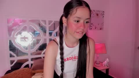 Luna Lasman  online show from January 24, 2025, 11:48 am