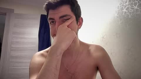 LunaPica online show from January 5, 2025, 3:34 pm