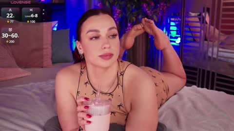 Luna  next streams Mon Fri Sat Sun 8pm-5am gmt0 online show from January 13, 2025, 3:01 am