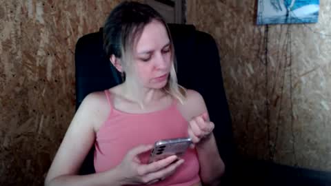 Luna online show from March 3, 2026, 12:22 pm