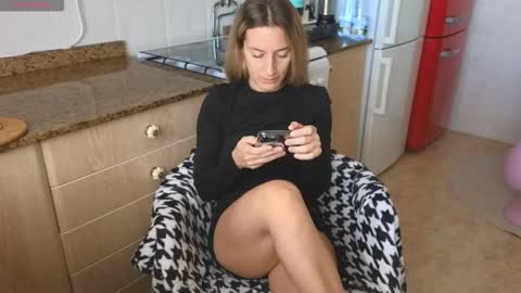  Luna online show from March 18, 2026, 11:24 am