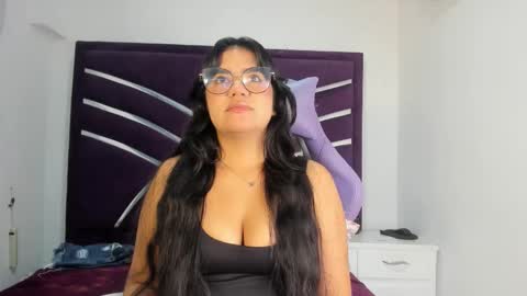 Snapshot of lunascarleht chatting on February 17, 2026, 1:51 pm lunascarleht online show from February 17, 2026, 1:51 pm