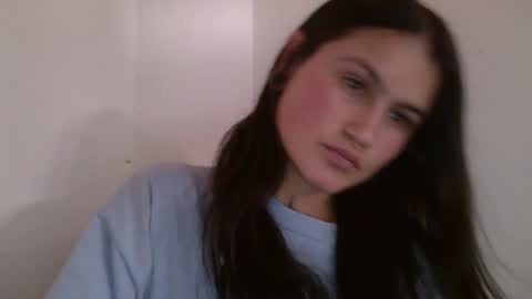 Luna online show from January 9, 2025, 6:57 pm