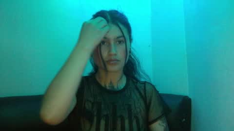 Luna online show from February 26, 2025, 10:42 pm