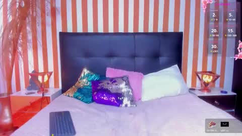 Luna Toledo online show from September 17, 2025, 12:40 pm