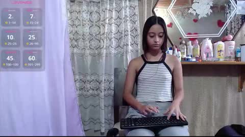 Luna online show from September 30, 2025, 7:52 pm