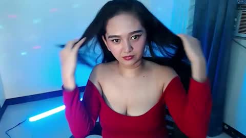 lunawinks_ online show from September 16, 2025, 10:00 pm