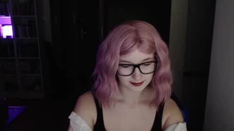 LunaXcherry online show from March 23, 2026, 5:39 pm