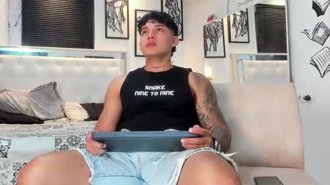 Lunay online show from September 10, 2025, 3:06 am