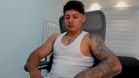 Lunay online show from March 19, 2026, 2:37 am