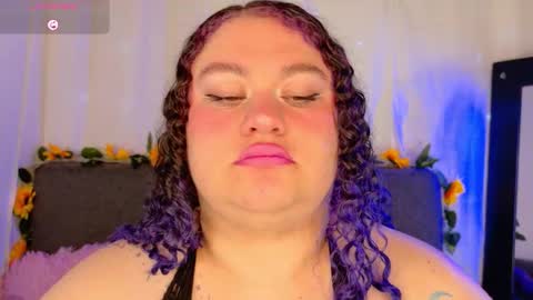 L U N I T A  online show from March 6, 2026, 3:25 am