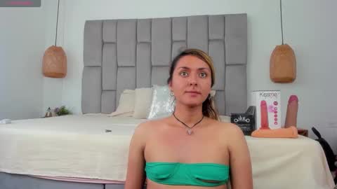 Snapshot of lunitadiva chatting on September 26, 2025, 5:28 pm lunitadiva online show from September 26, 2025, 5:28 pm