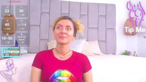 Snapshot of lunitadiva chatting on October 19, 2025, 3:23 pm lunitadiva online show from October 19, 2025, 3:23 pm