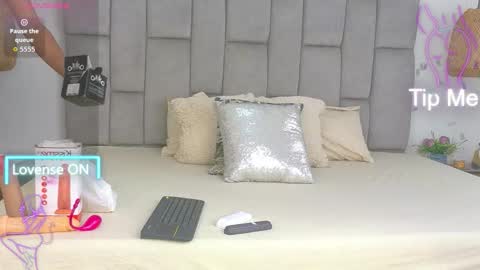 Snapshot of lunitadiva chatting on November 1, 2025, 1:24 pm lunitadiva online show from November 1, 2025, 1:24 pm