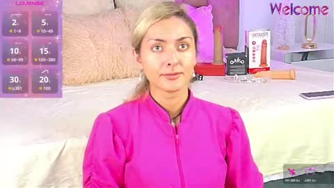 Snapshot of lunitadiva chatting on November 27, 2025, 1:24 pm lunitadiva online show from November 27, 2025, 1:24 pm